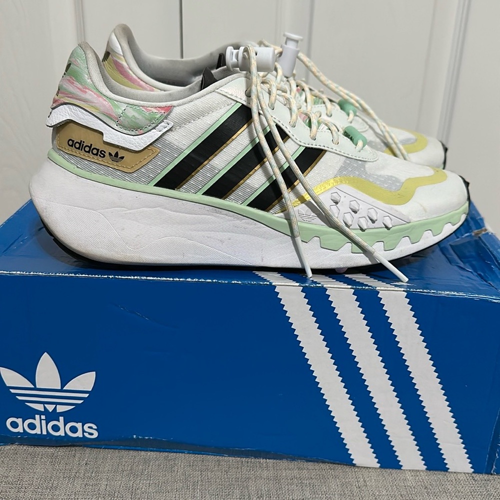 Adidas Women’s White and Green Choigo Sneakers US SZ 7.5